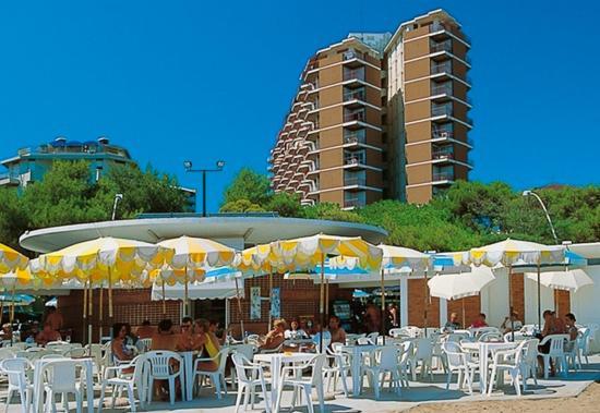 Residence Cristallo - Sabbiadoro Lignano Sabbiadoro Exterior foto